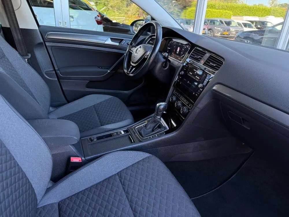 Volkswagen GOLF 1.0 TSI Comfortline Business uit 2019, foto 18