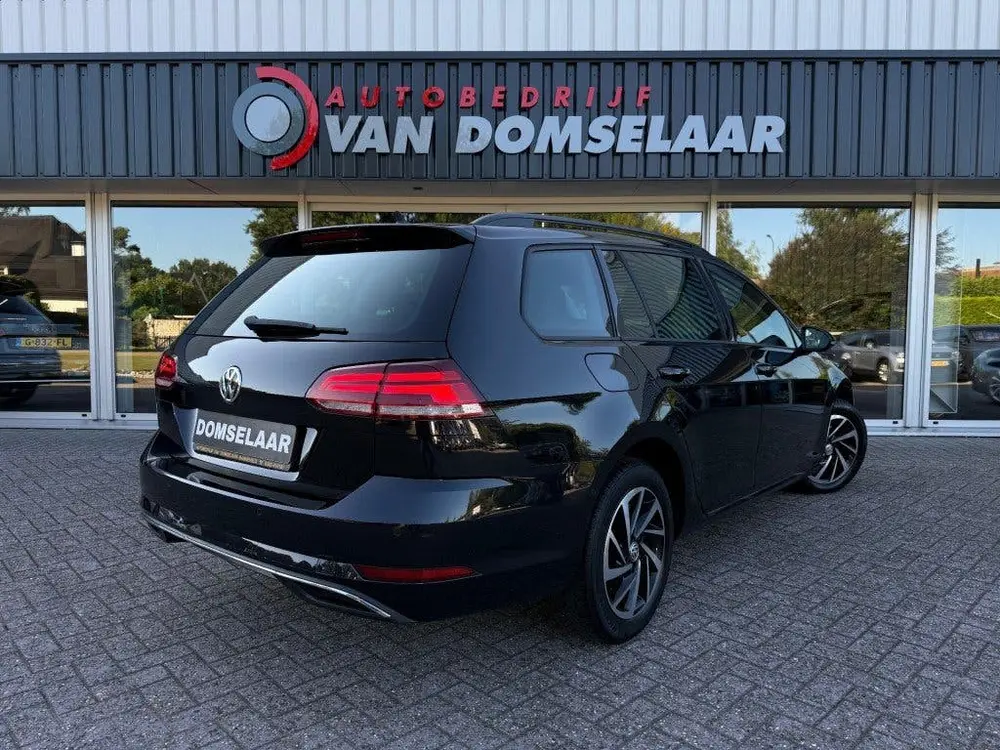 Volkswagen GOLF 1.0 TSI Comfortline Business uit 2019, foto 3