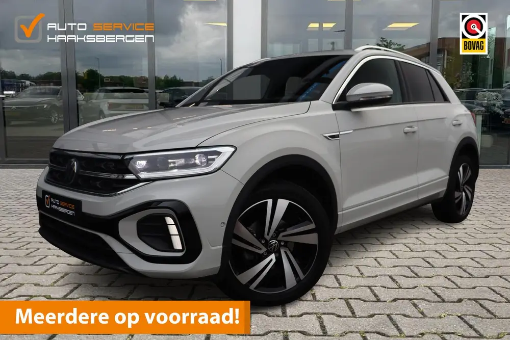 Volkswagen T-Roc 1.5 TSI R-Line | ACC | Camera | Virtual Coc uit 2025
