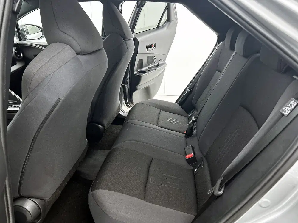 Toyota C-Hr 2.0 Plug-in Hybrid 220 Dynamic uit 2025, foto 17