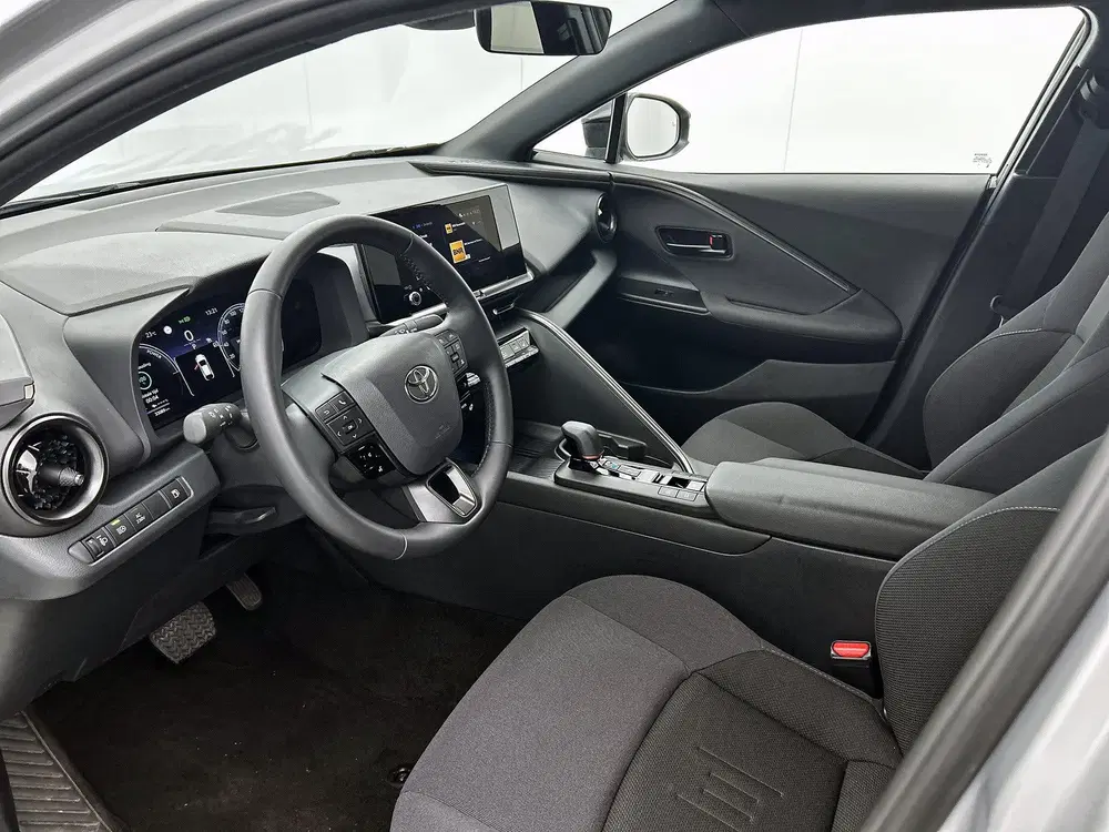 Toyota C-Hr 2.0 Plug-in Hybrid 220 Dynamic uit 2025, foto 18