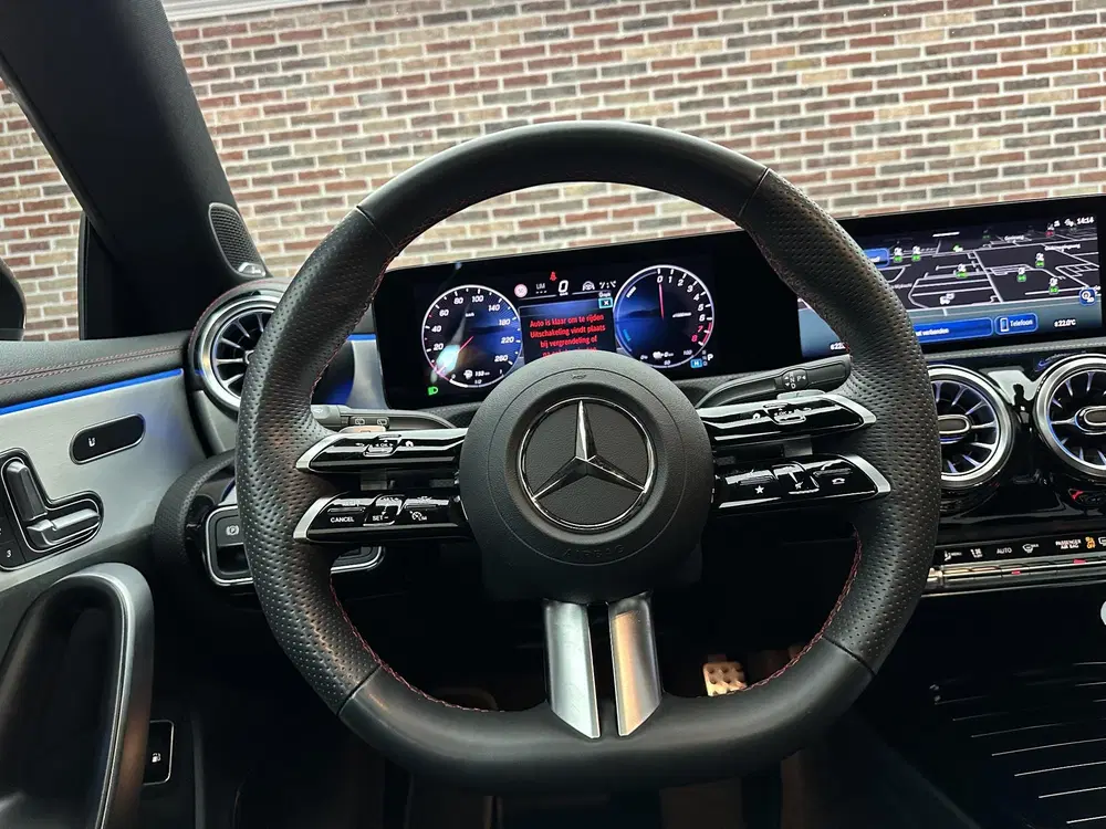 Mercedes-Benz CLA 250 e AMG Line uit 2023, foto 12