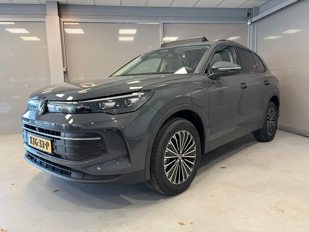 Volkswagen Tiguan 1.5 eHybrid Life Edition | PANODAK | 18"LM uit 2026, foto 4