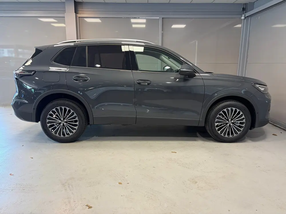 Volkswagen Tiguan 1.5 eHybrid Life Edition | PANODAK | 18"LM uit 2026, foto 5