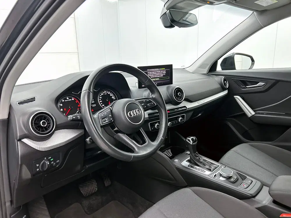 Audi Q2 35 TFSI S Edition Automaat uit 2022, foto 14