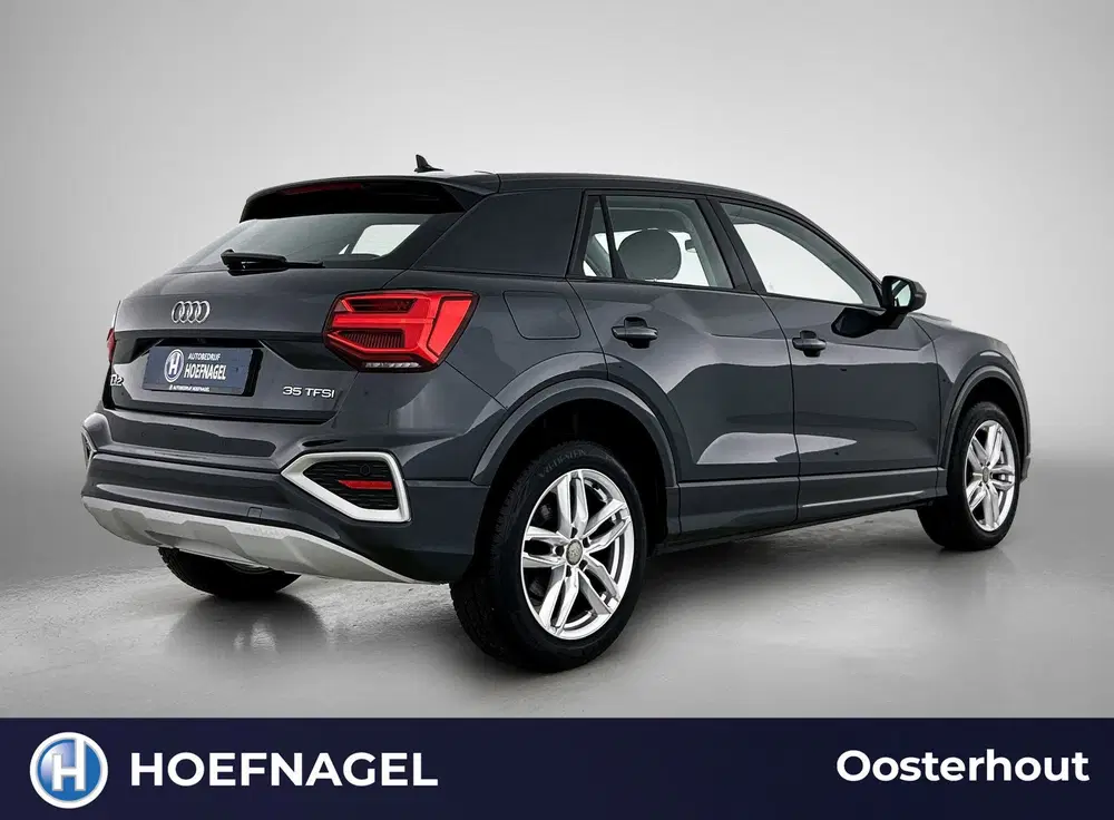 Audi Q2 35 TFSI S Edition Automaat uit 2022, foto 2
