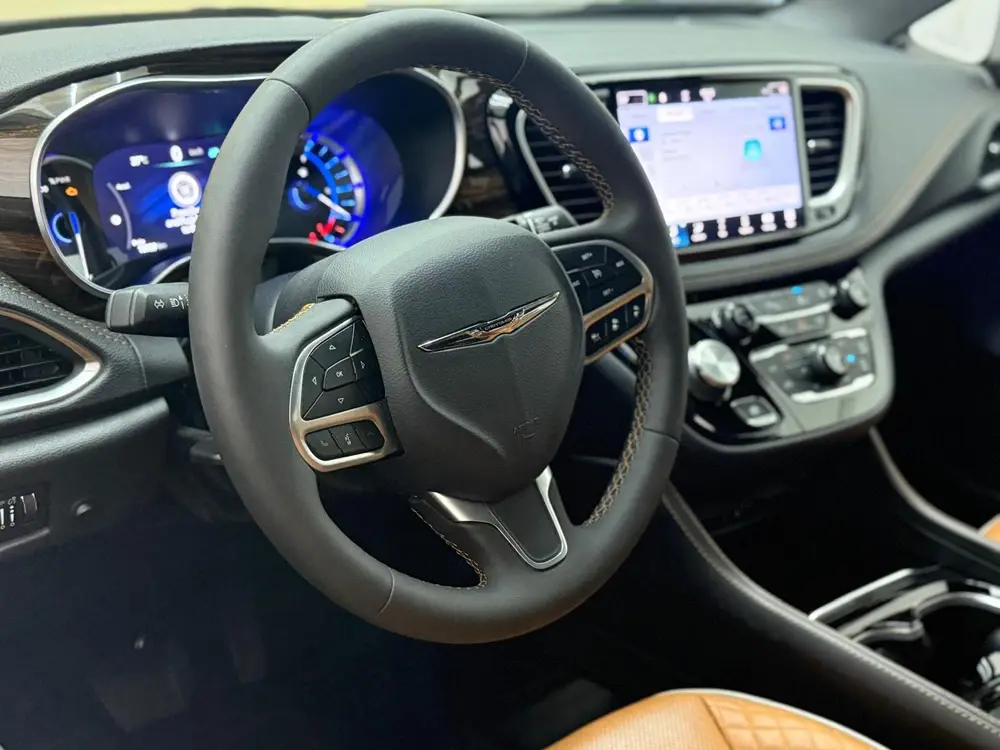 Chrysler Grand Voyager 3.6 V6 Hybrid Pacifica Pinnacle 7-zit uit 2023, foto 7