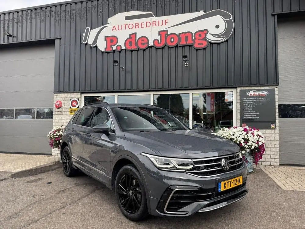 Volkswagen TIGUAN 1.4 TSI e-Hybrid R-line 245pk Trekhaak 360 uit 2022, foto 12