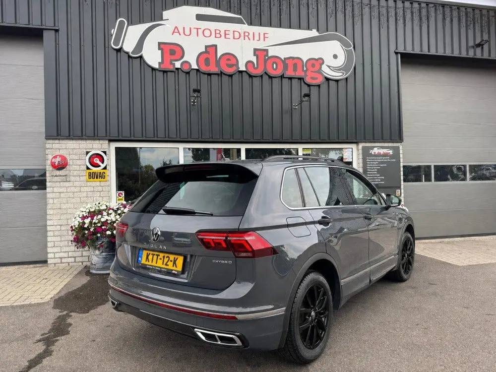 Volkswagen TIGUAN 1.4 TSI e-Hybrid R-line 245pk Trekhaak 360 uit 2022, foto 16