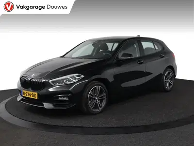 BMW 1-serie 120i High Executive M-Sport uit 2021