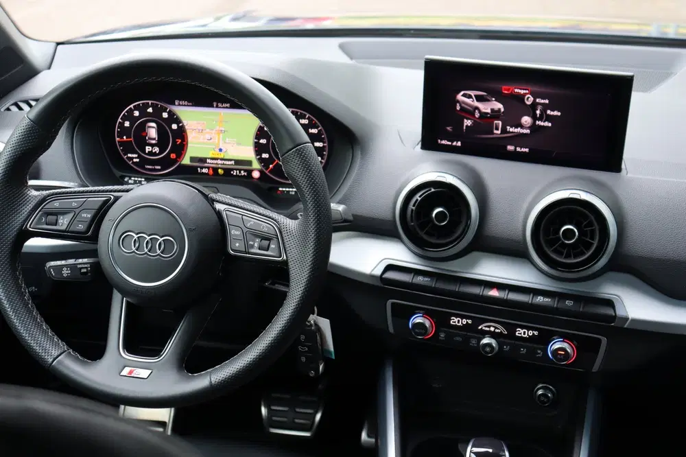 Audi Q2 orgNL carplay uit 2022, foto 13