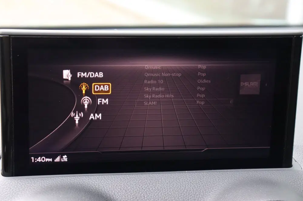 Audi Q2 orgNL carplay uit 2022, foto 19