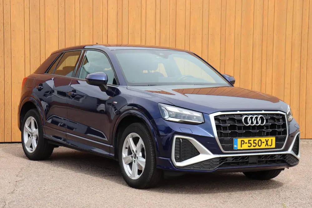 Audi Q2 orgNL carplay uit 2022, foto 2