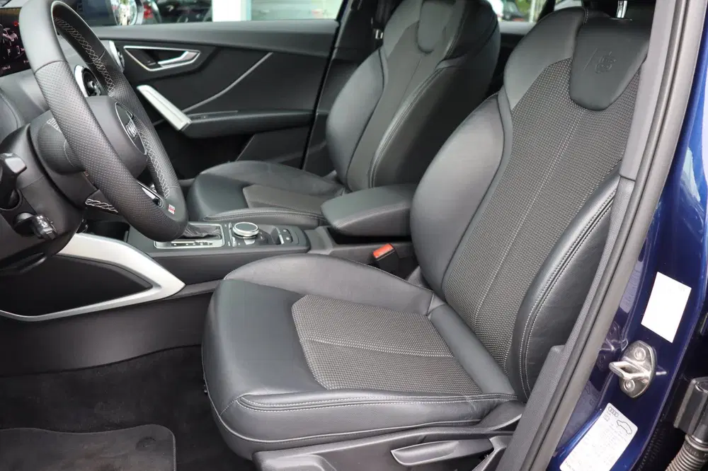 Audi Q2 orgNL carplay uit 2022, foto 8