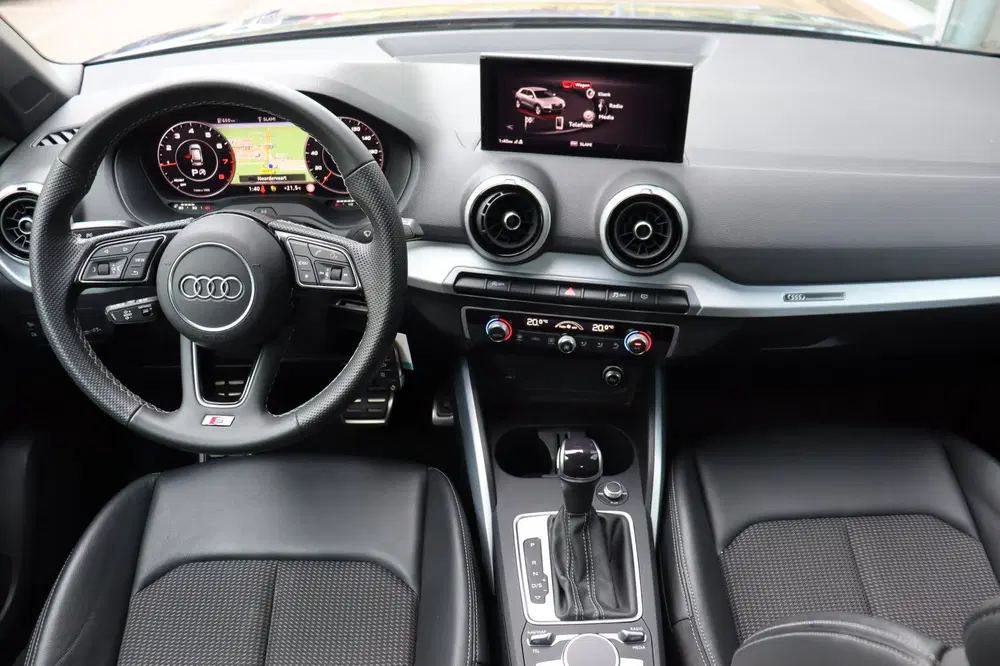 Audi Q2 orgNL carplay uit 2022, foto 9