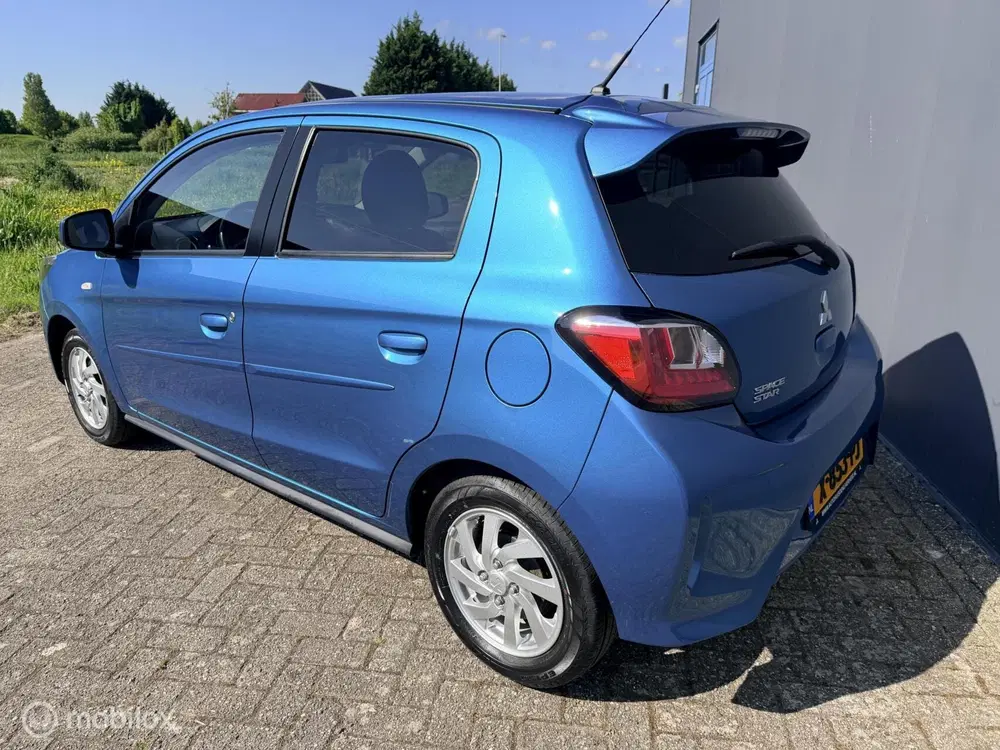 Mitsubishi Space Star 1.2 Dynamic uit 2024, foto 3