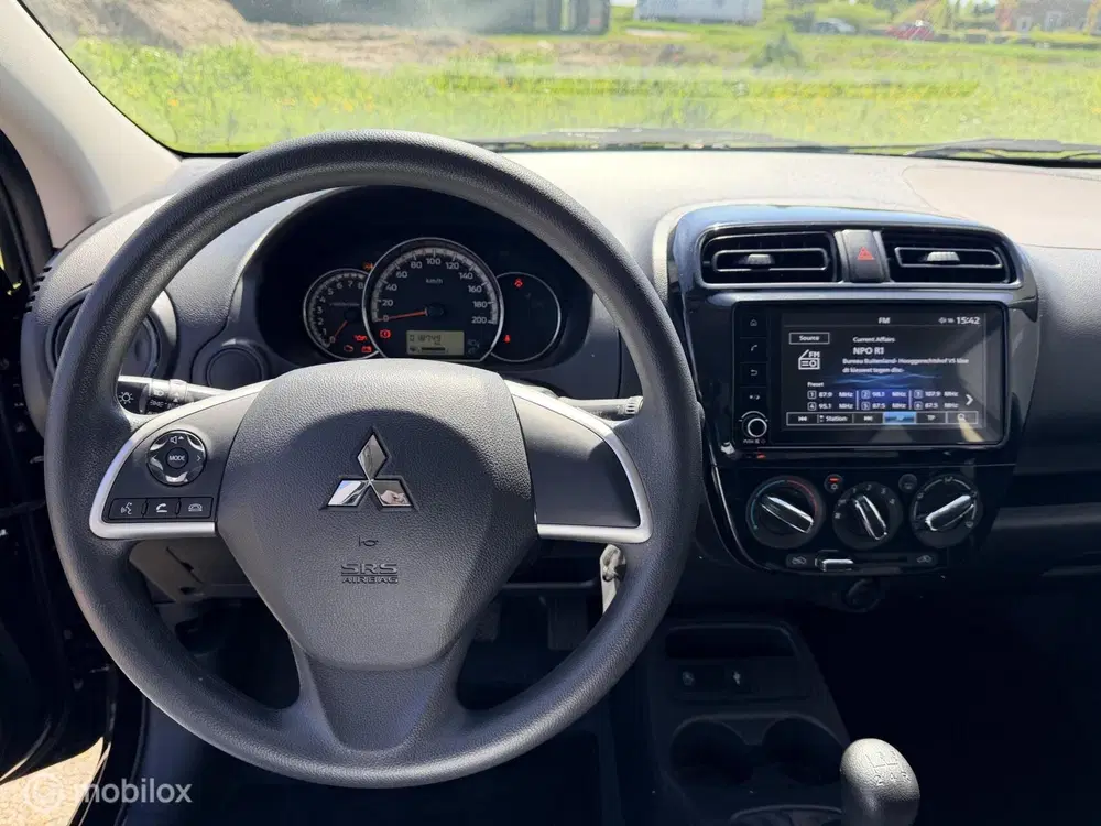 Mitsubishi Space Star 1.2 Connect+ allseason banden uit 2024, foto 10