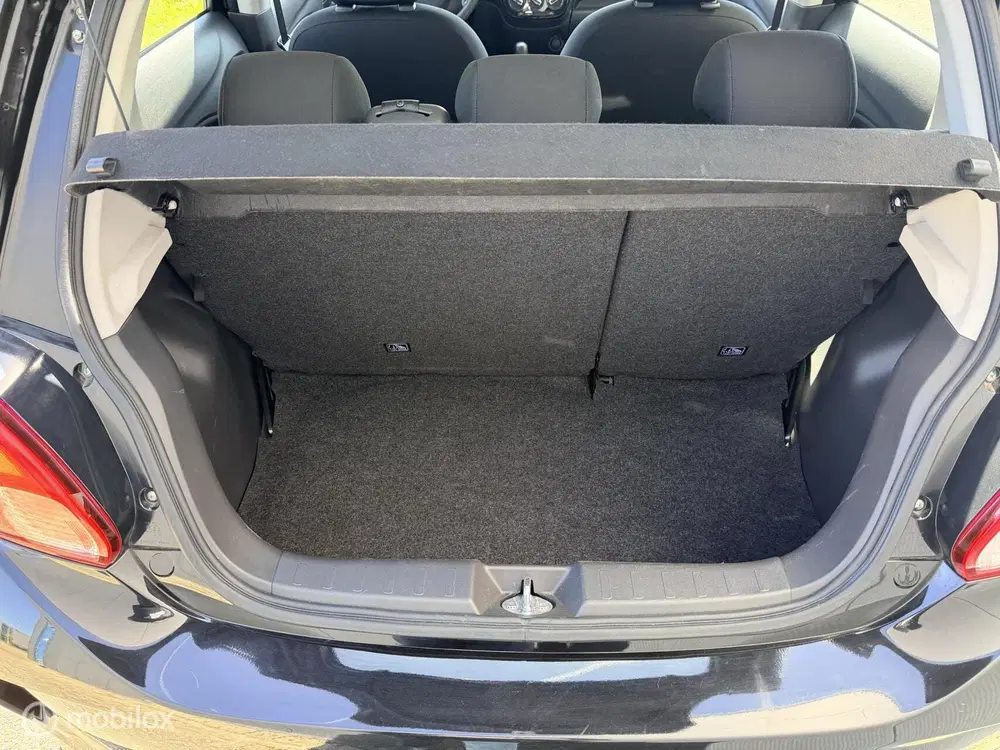 Mitsubishi Space Star 1.2 Connect+ allseason banden uit 2024, foto 5