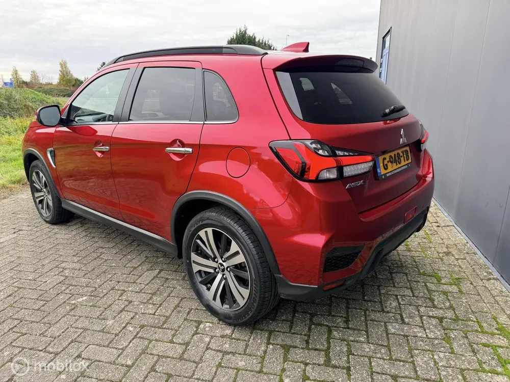Mitsubishi ASX 2.0 Intense | automaat|navi|sensoren voor en uit 2020, foto 3