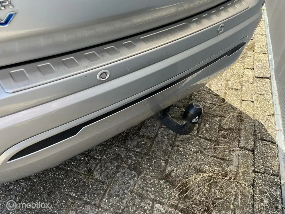 Mitsubishi Outlander 2.4 PHEV Instyle|trekhaak|zonnedak|leer uit 2019, foto 5