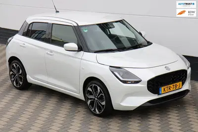 Suzuki Swift 1.2 Select Smart Hybrid Carplay Camera Key uit 2024