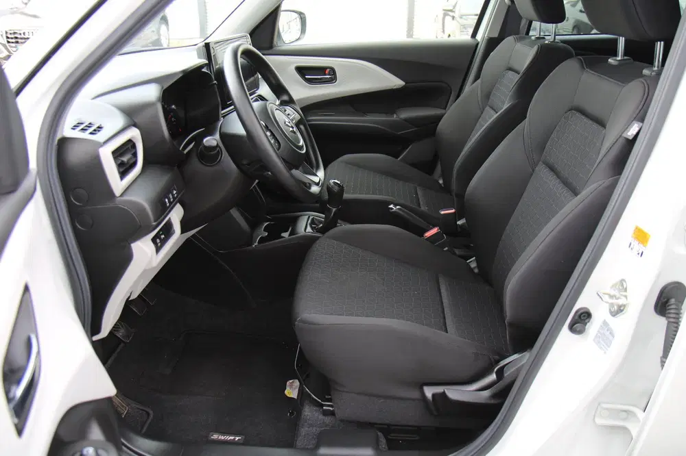 Suzuki Swift 1.2 Select Smart Hybrid Carplay Camera Key uit 2024, foto 7