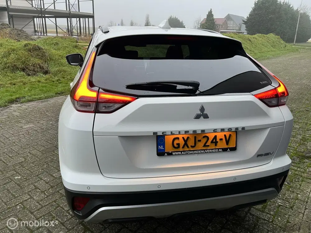 Mitsubishi Eclipse Cross 2.4 PHEV Intense+ uit 2022, foto 4