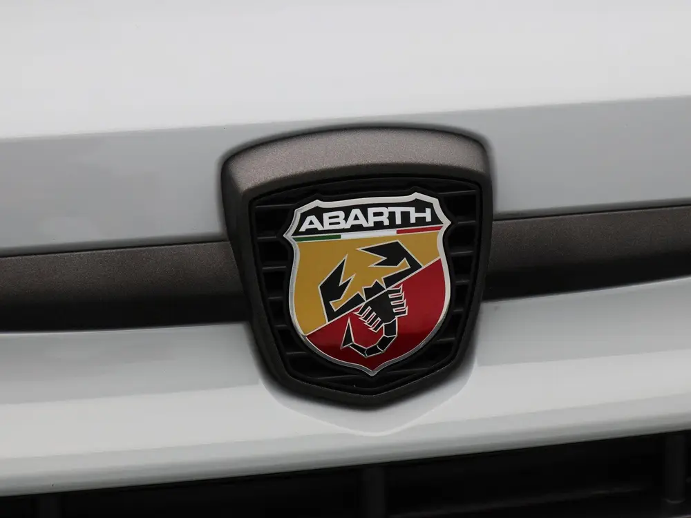 Fiat 500 1.4 T-Jet Abarth 180 Pk Esseesse 70th Anniversary | uit 2019, foto 12