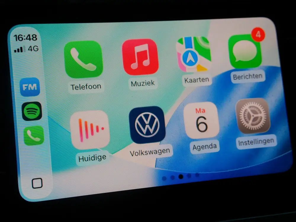 Volkswagen Tiguan 1.5 TSI R-Line Business+ Automaat / Schuif uit 2022, foto 11