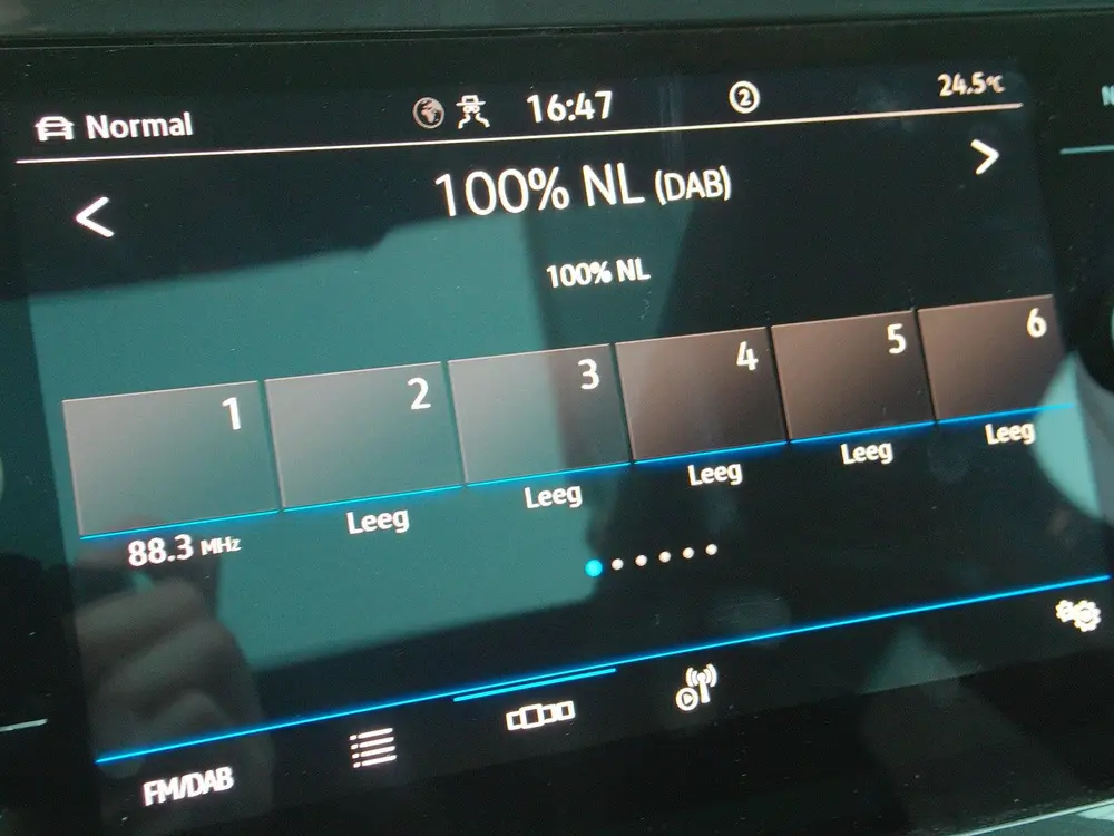 Volkswagen Tiguan 1.5 TSI R-Line Business+ Automaat / Schuif uit 2022, foto 12