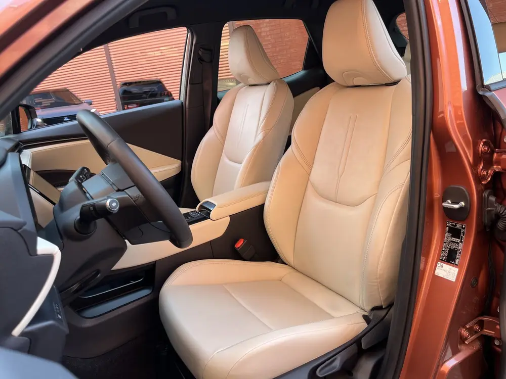Lexus LBX 1.5 Elegant 2WD uit 2025, foto 16