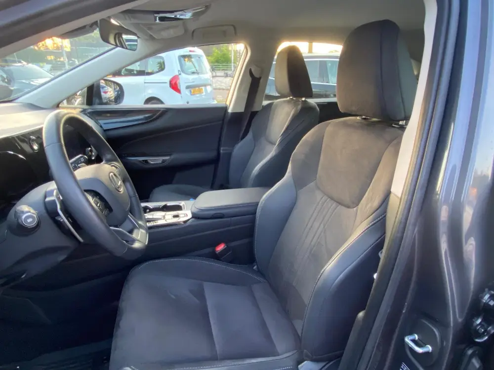 Lexus NX 350H LUXURY LINE/FABRIEKSGARANTIE/NIEUWSTAAT uit 2024, foto 9