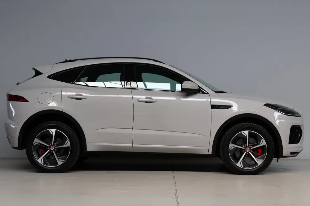 Jaguar E-Pace 1.5 P300e AWD R-Dynamic HSE Black Optiek | pan uit 2022, foto 9