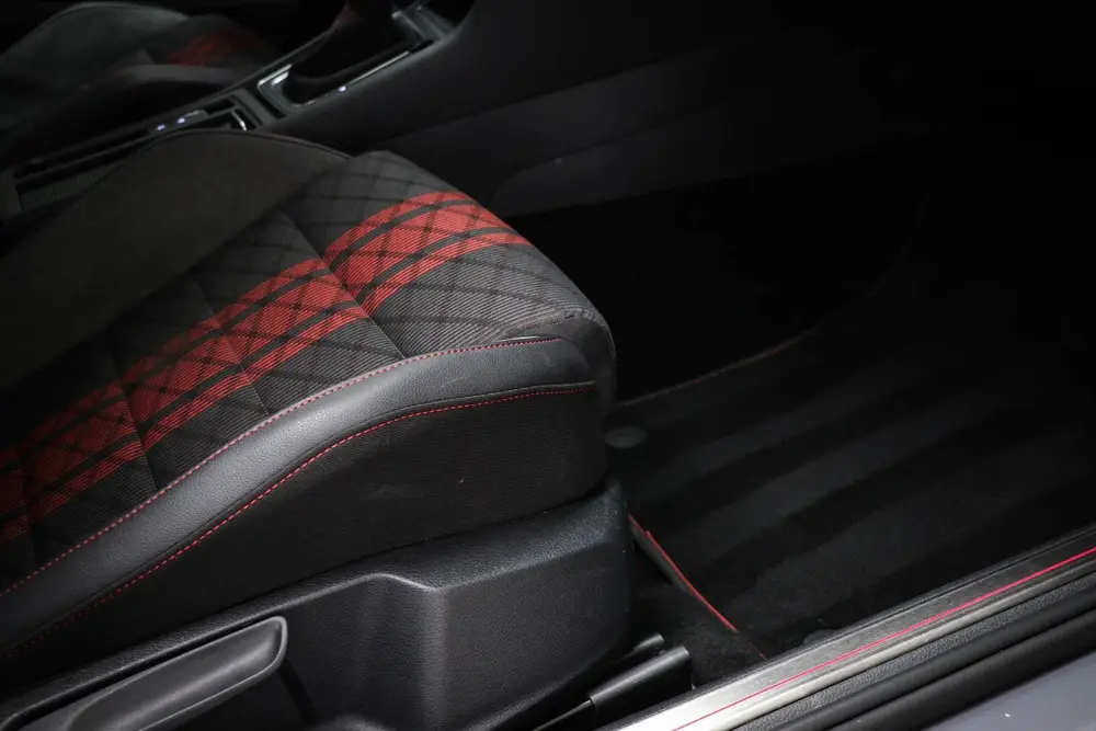 Volkswagen Golf 2.0 TSI GTI TCR | AKRAPOVIC | VIRTUAL COCKPI uit 2019, foto 11