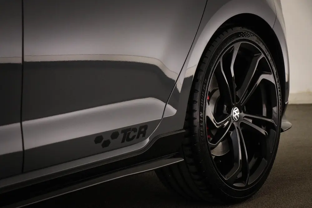 Volkswagen Golf 2.0 TSI GTI TCR | AKRAPOVIC | VIRTUAL COCKPI uit 2019, foto 20