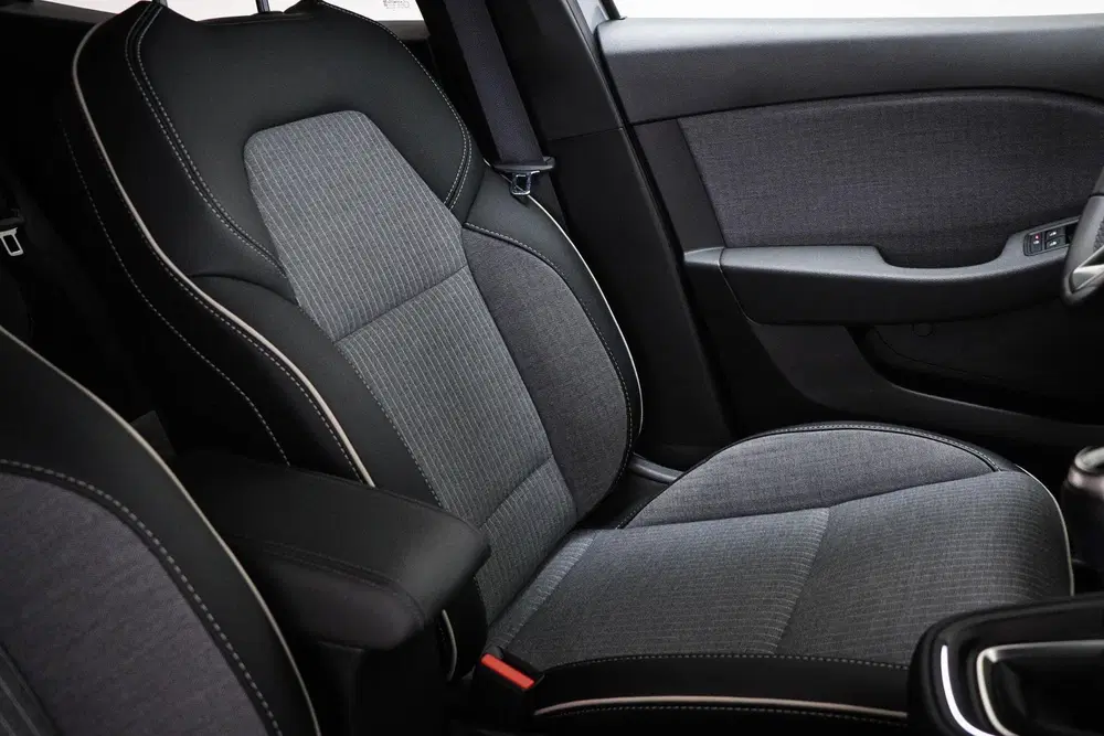 Renault Clio 1.0 TCe 90 GPF techno uit 2025, foto 8