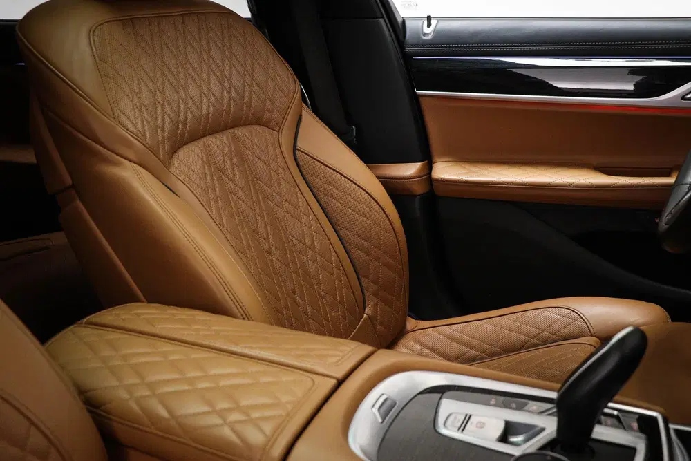 BMW 7-serie 730Ld xDrive High Executive uit 2019, foto 13