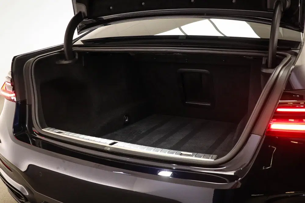 BMW 7-serie 730Ld xDrive High Executive uit 2019, foto 17