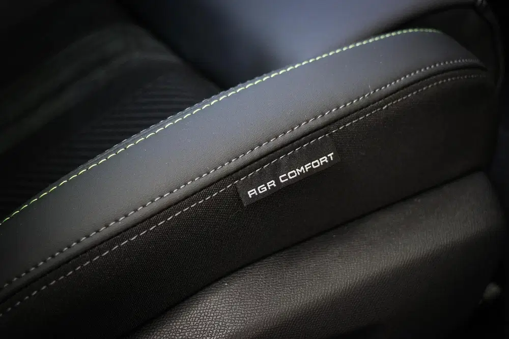 Peugeot 408 GT 58 kWh uit 2026, foto 13