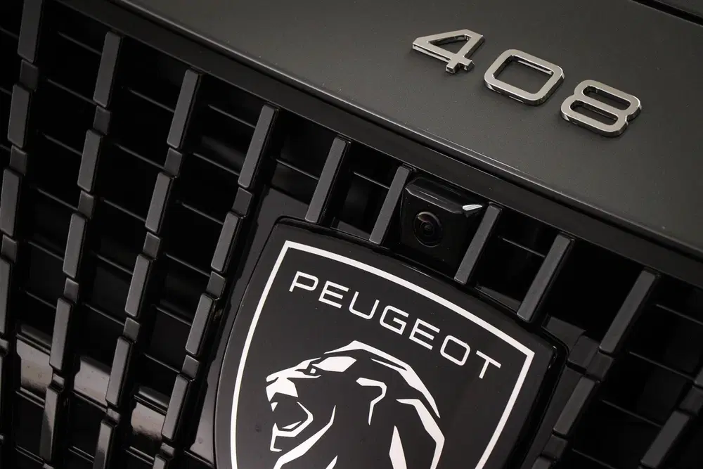 Peugeot 408 GT 58 kWh uit 2026, foto 20