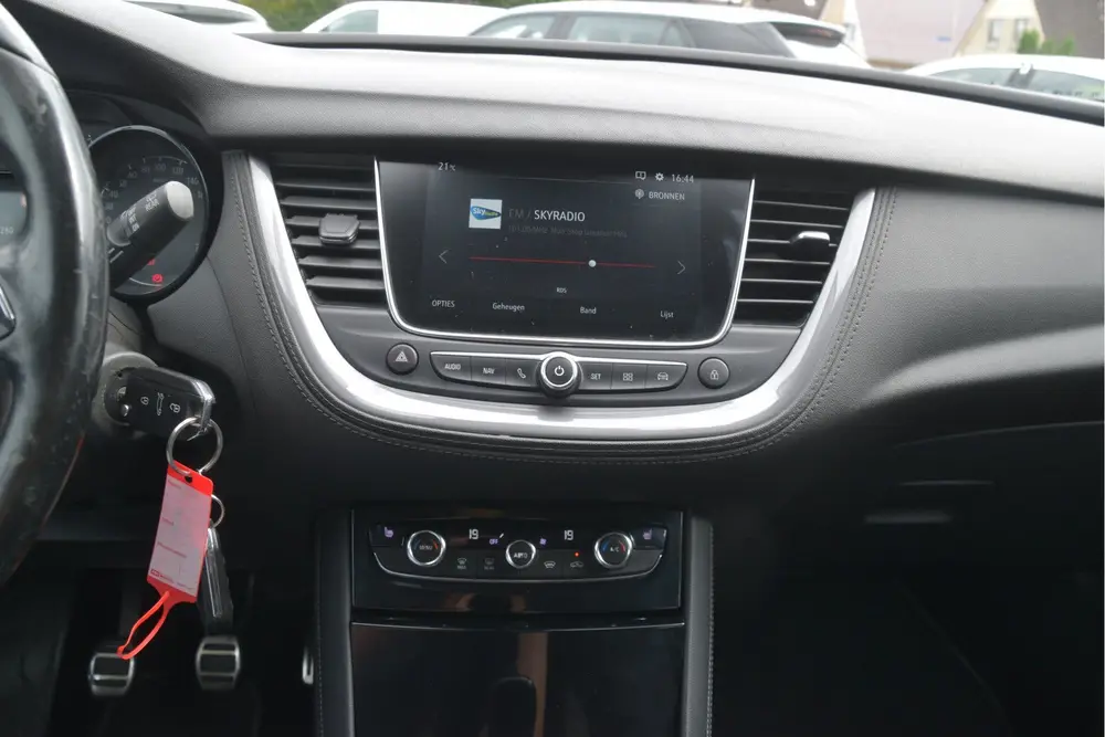 Opel Grandland X 1.2 Turbo Innovation Carplay uit 2019, foto 16
