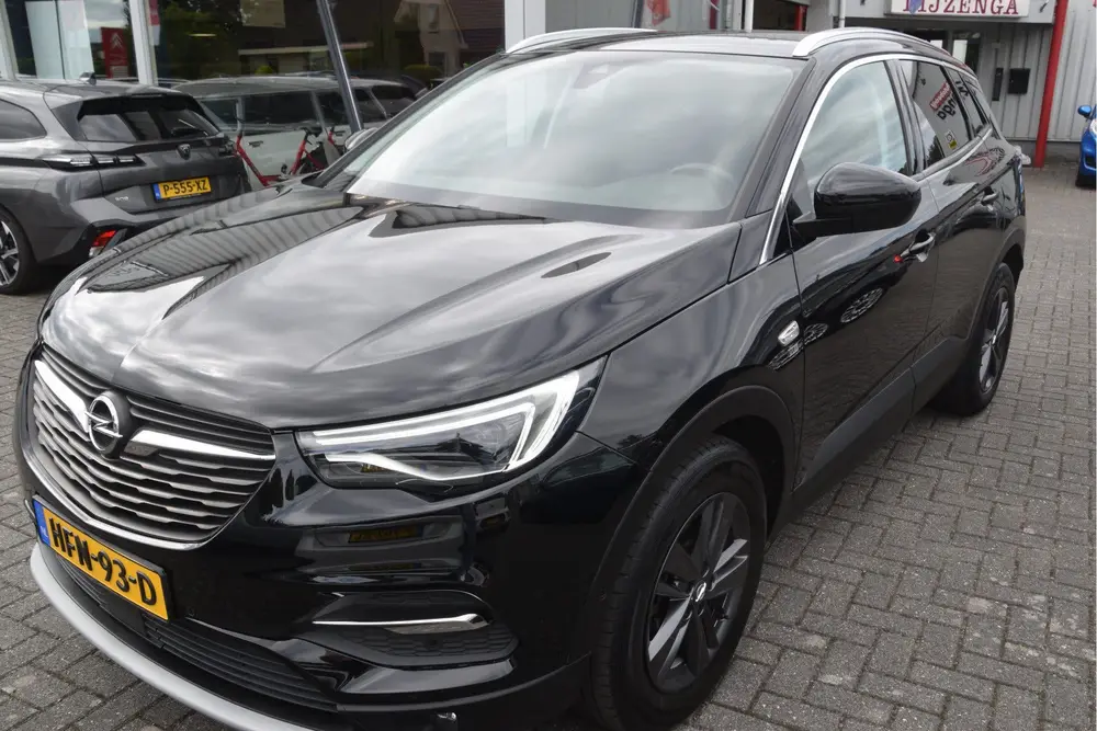Opel Grandland X 1.2 Turbo Innovation Carplay uit 2019, foto 2