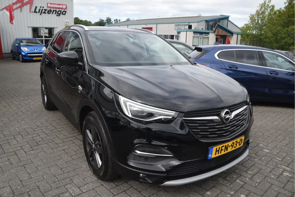 Opel Grandland X 1.2 Turbo Innovation Carplay uit 2019, foto 3