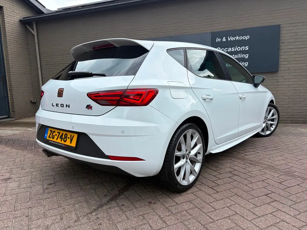 SEAT Leon 1.5 TSI FR uit 2019, foto 2