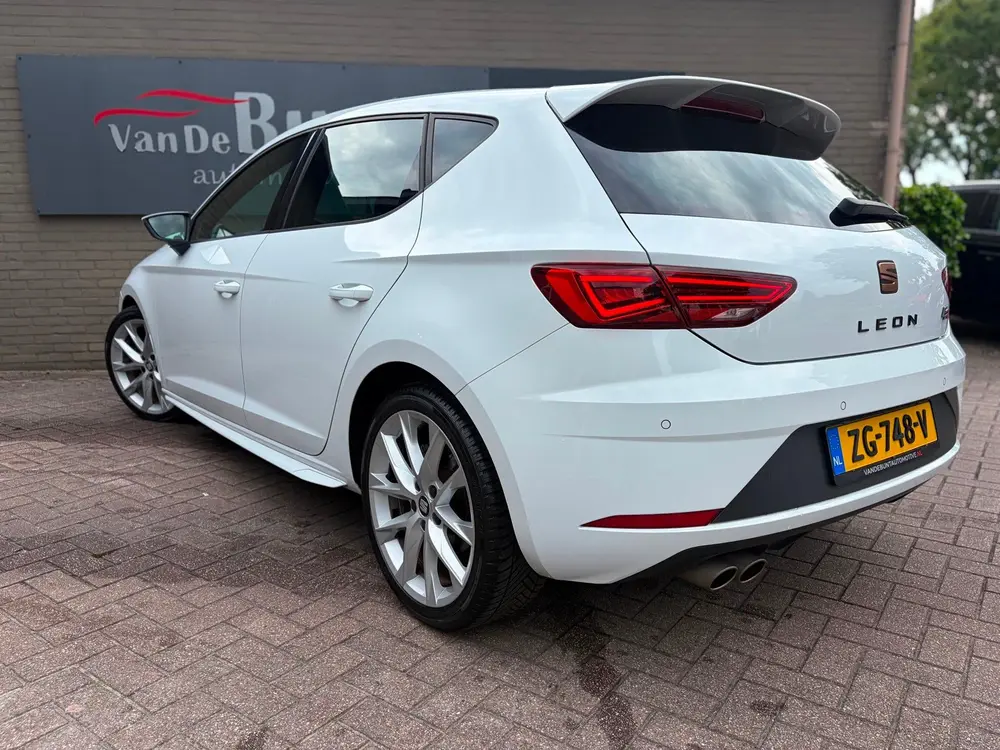 SEAT Leon 1.5 TSI FR uit 2019, foto 3