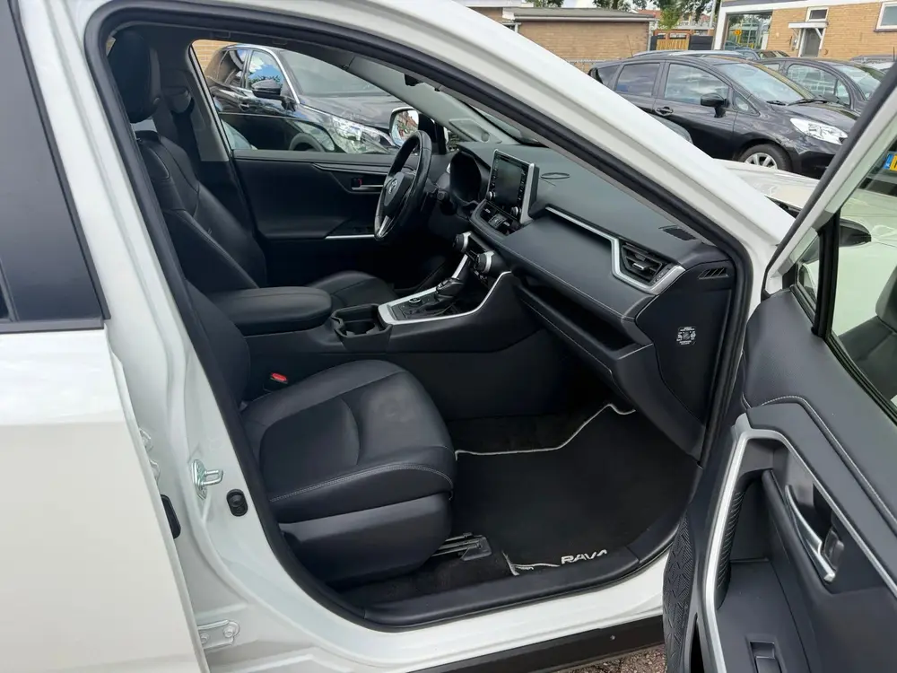 Toyota RAV4 2.5 Hybrid AWD Executive I Stoel ventilatie/verw uit 2019, foto 11