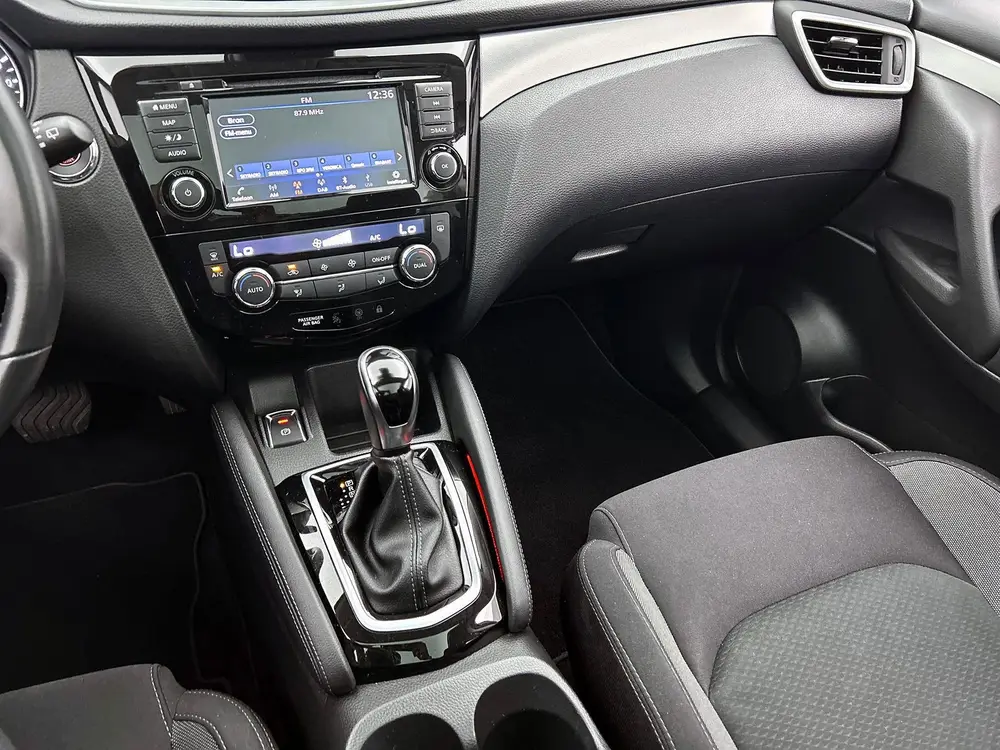 Nissan Qashqai 1.3 DIG-T N-Connecta | Cruise Control | Navig uit 2019, foto 17