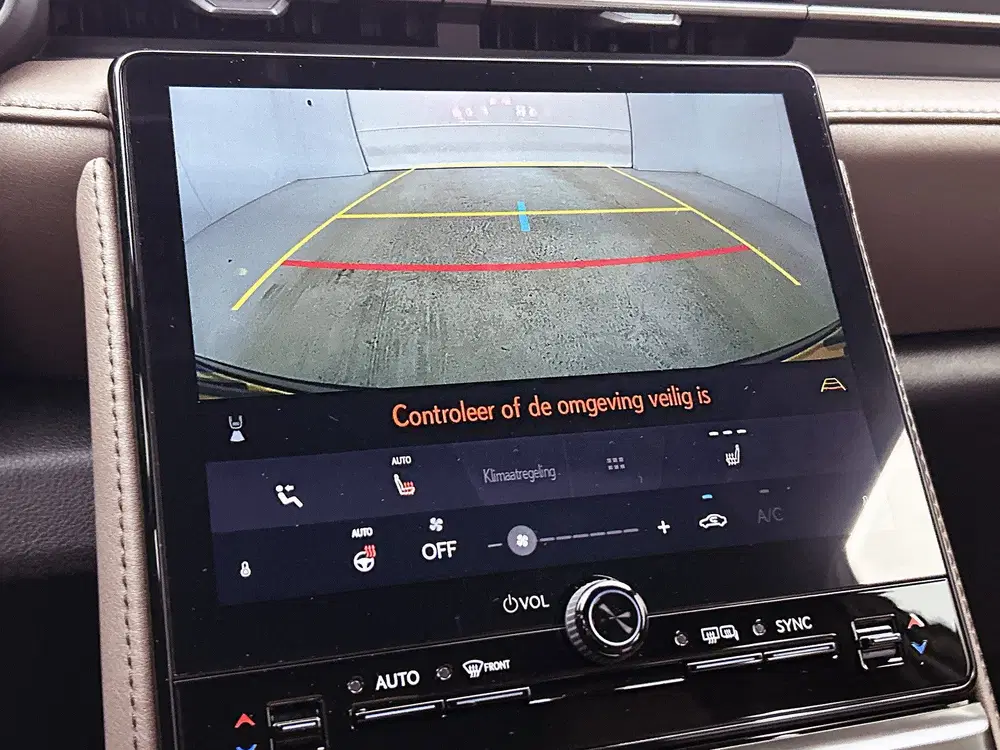 Lexus LBX Elegant 2WD uit 2026, foto 8