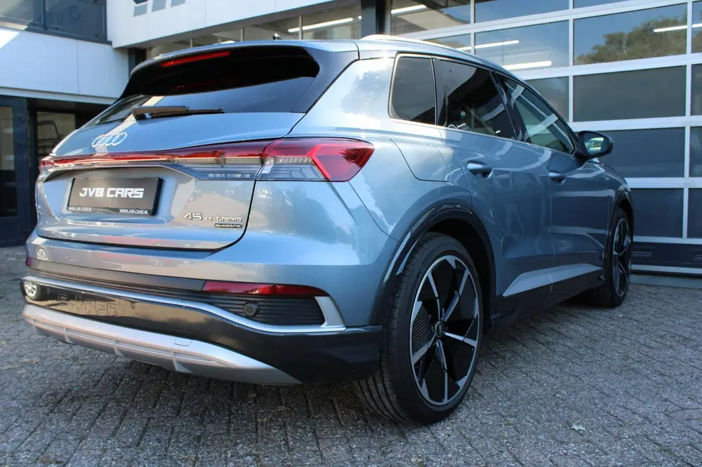 Audi Q4 e-tron 45 quattro S edition 82 kWh uit 2022, foto 7