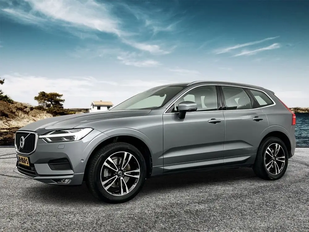 Volvo XC60 T5 253PK Momentum| Adap.Cruise| Trekhaak| Leder| uit 2019, foto 2